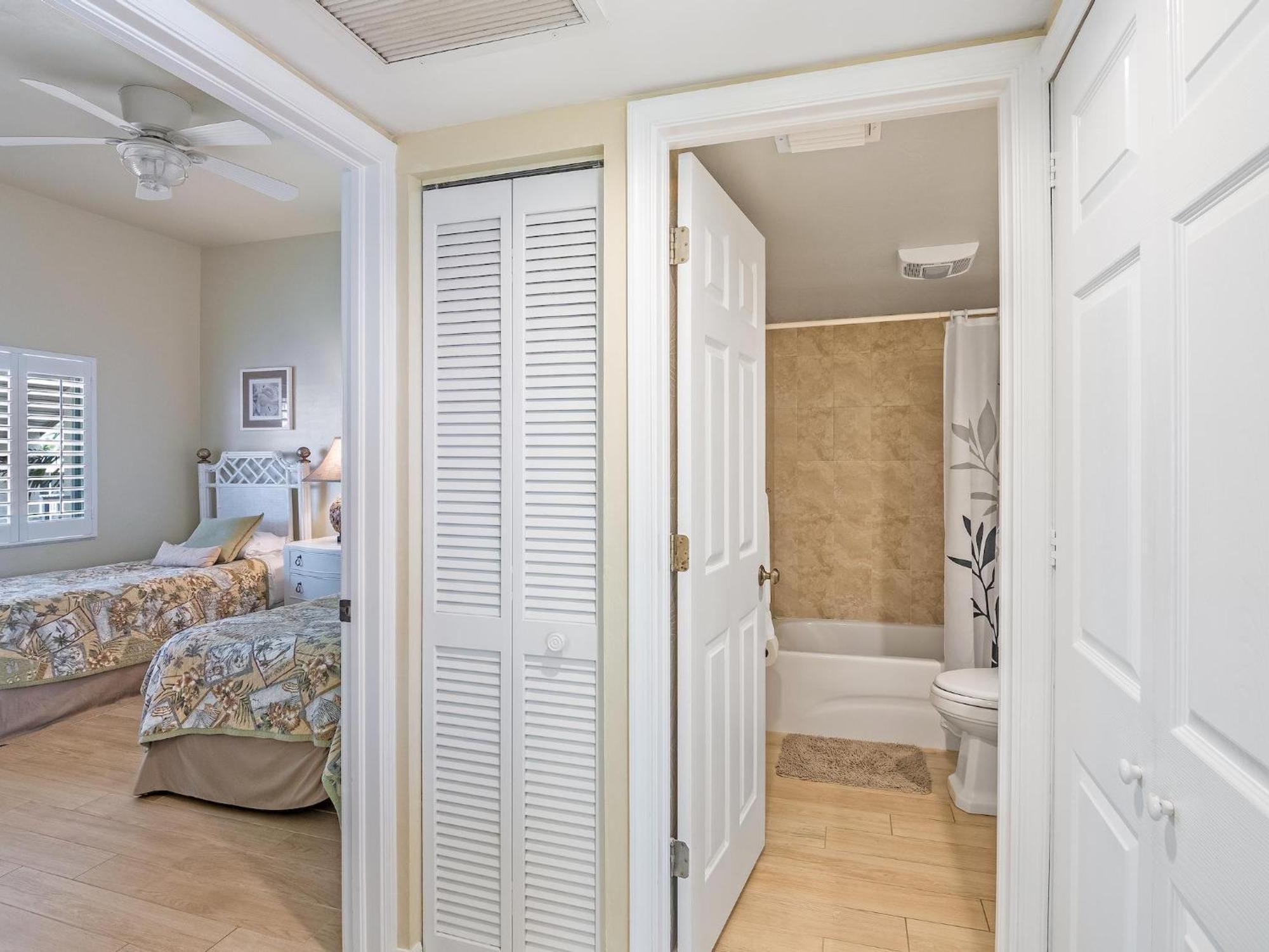 Shell Island Beach Club #5D Sanibel Exterior photo